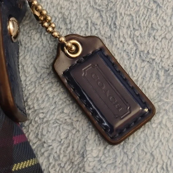 Coach Poppy Crossbody Bag! - Picture 8 of 10